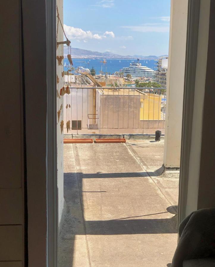 Cozy Seaview Studio - Piraeus Apartment Exterior foto